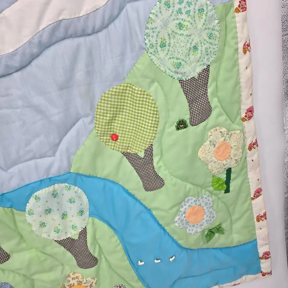 Handmade Vintage Appliqué Nursery‎ Quilt